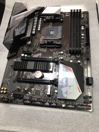 Placa base B450 aorus elite v2