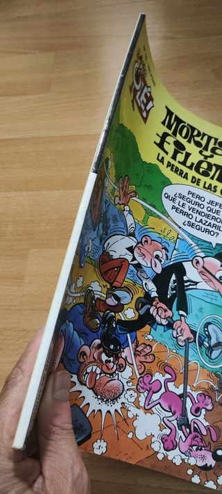 Firma autografo Ibañez Mortadelo y Filemon .