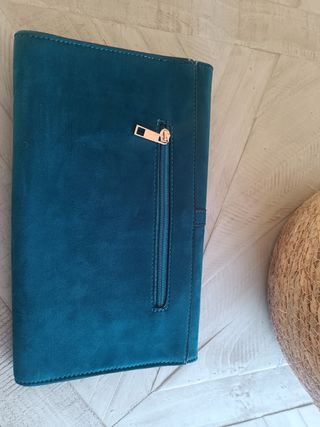 Cartera aterciopelada de fiesta