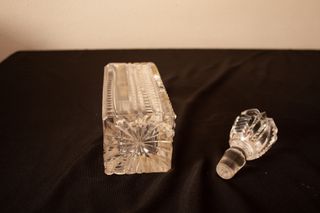 Licorera de Cristal Cuello de plata