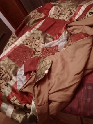 Colcha cama 1,50 y fundas cojines