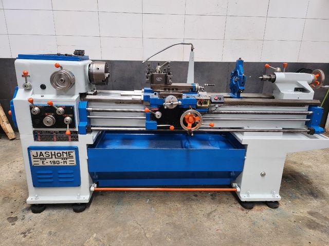 Torno jashone E 190 M 1500 mm