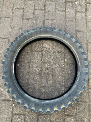 Neumaticos y mousses pirelli motocross