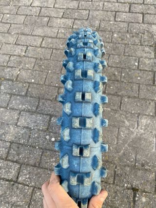 Neumaticos y mousses pirelli motocross