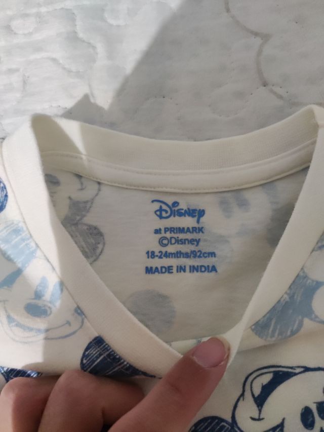 2 Conjuntos Mickey verano 18-24 y 24-36