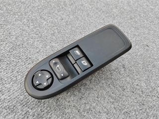 Mandos de elevalunas citroen c3 año 2010