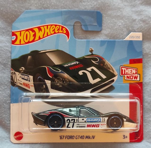 Hot Wheels 67 Ford GT40 MKIV