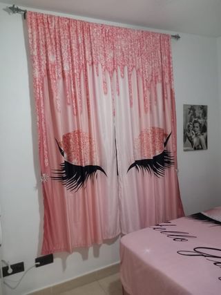 Cabecero blanco , sumier y colchón