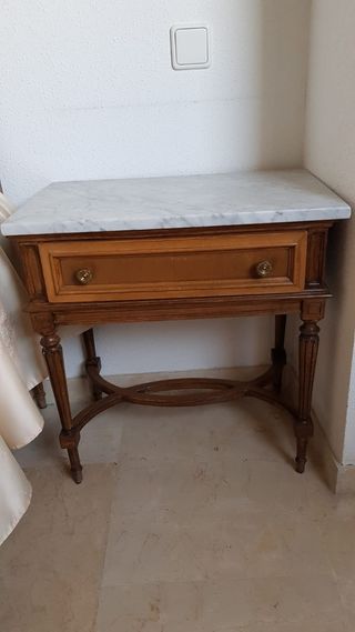 📥 Mueble entrada de roble macizo