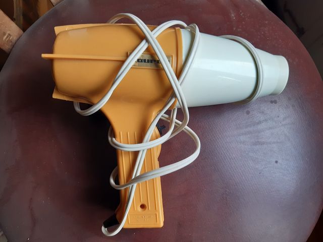 Secador antiguo decorativo