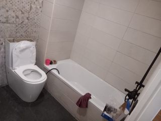 Oficial  . Soy electricista y obra