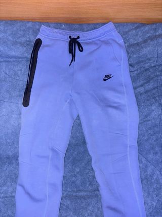 CHANDAL DE NIKE TECH FLEECE