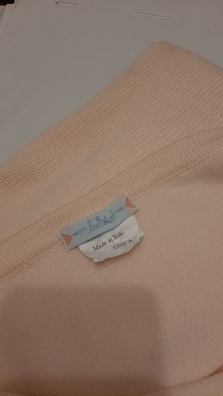 Copertina culla rosa lana 100% ricamata