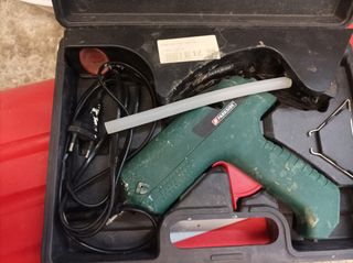 Pistola de silicona caliente