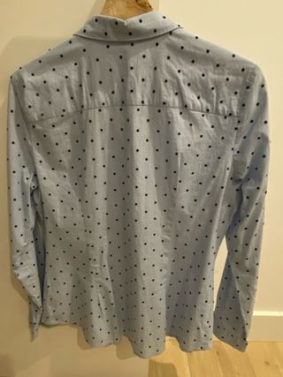 Camisa azul topos Stradivarius