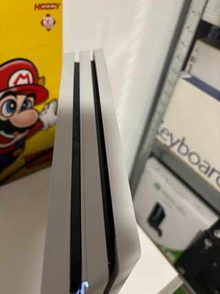 PS4 PRO 2TB BLANCA, IMPOLUTA