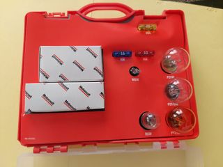 Juego bombillas y fusibles Motor craft