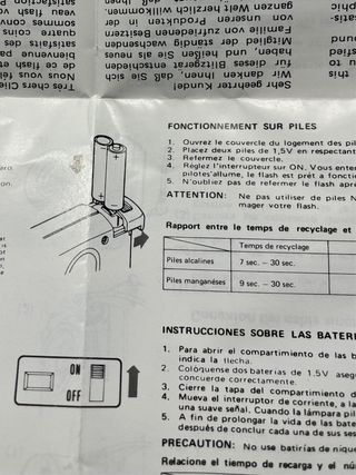 Cámara de fotos Minolta X-300 y objetivos