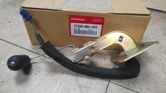 SENSOR COMBUSTIBLE HONDA VFR 800 37080-MBG-000