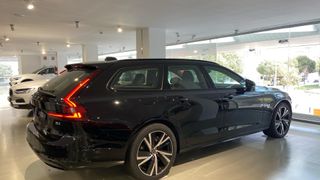 VOLVO V90 familiar 2.0 B4 D PLUS DARK AUTO 5P