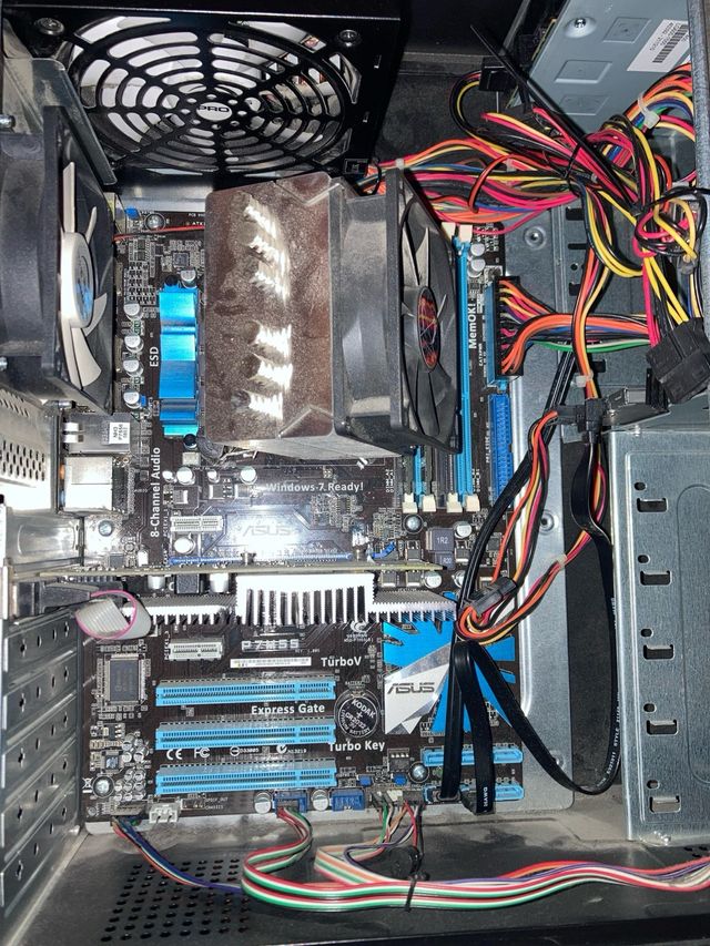 ORDENADOR SOBREMESA .REF 06