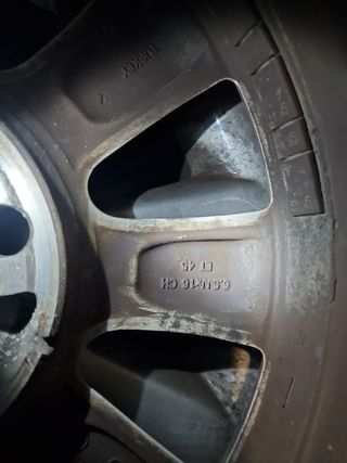 Llantas Toyota 16"
