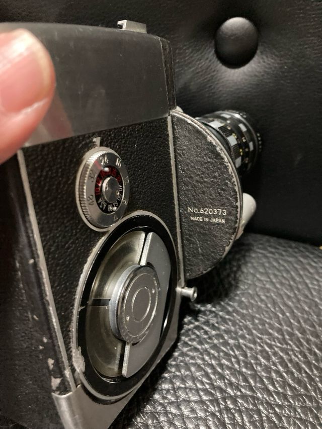CAMARA YASHICA T3