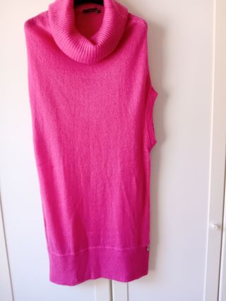 Maglione lungo da donna smanicato 