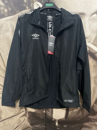Chaqueta técnica de niño negra