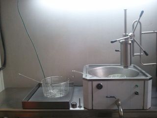 Se compra maquinas de churreria