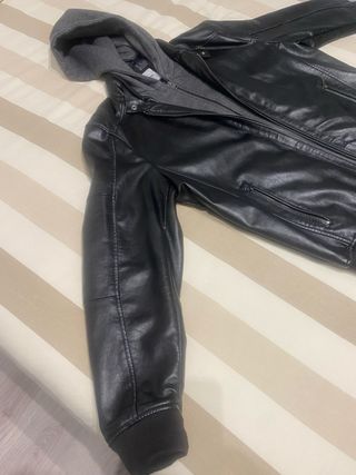 Cazadora de piel con gorro jack jones XXL NUEVA