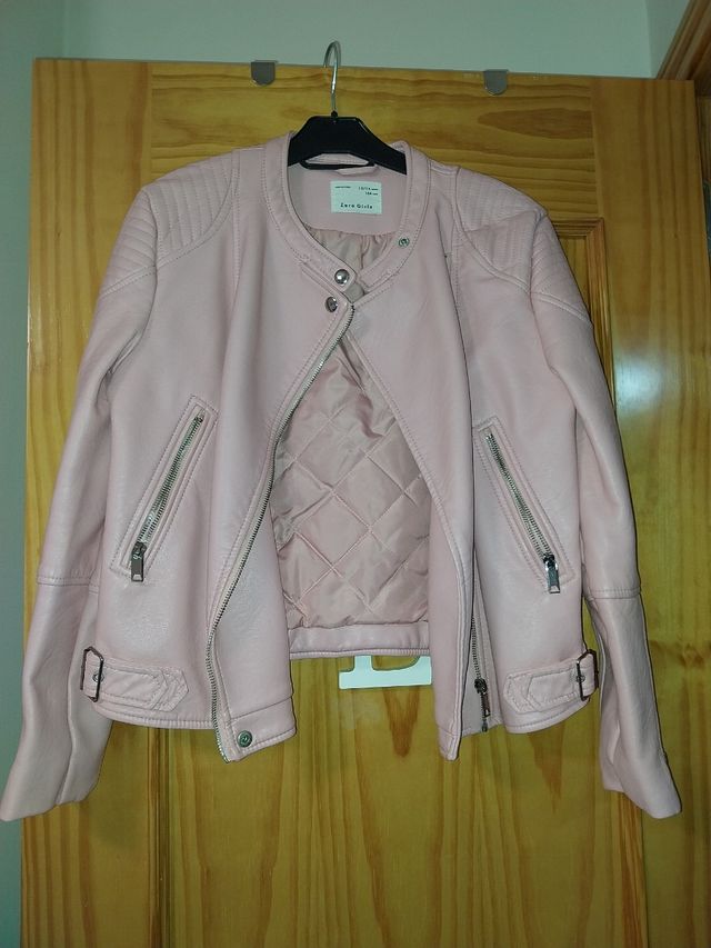Chaqueta de cuero rosa de niña