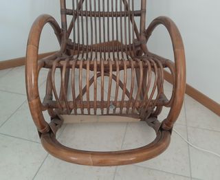 Sedia a dondolo in legno