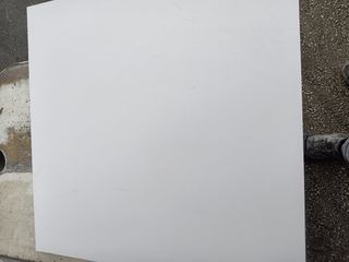 7 metros cuadrados  Gres porcelánico blanco mate