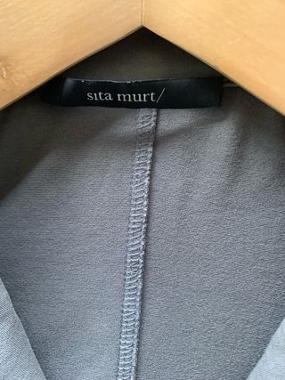 2 americanas mujer. Sita murt y H&M