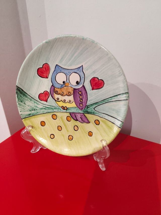 Plato decorativo de cerámica