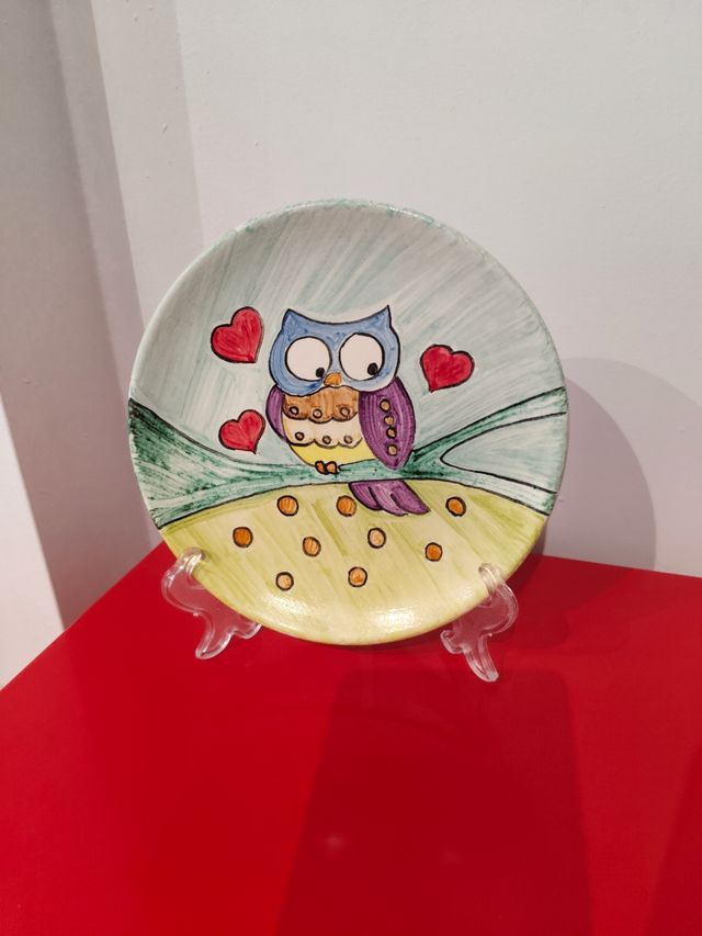 Plato decorativo de cerámica