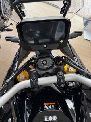 Suzuki V-strom 800 DE