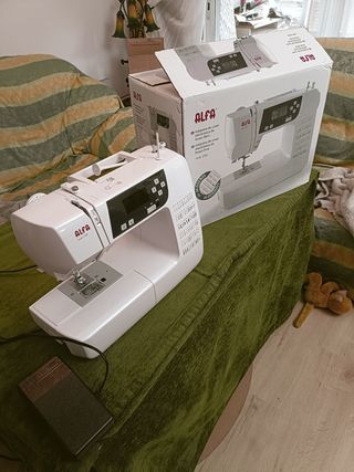 Maquina de coser profesional 