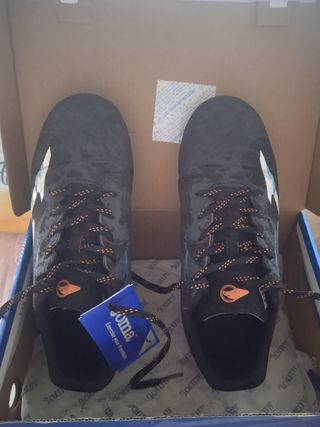 Bota de fútbol 