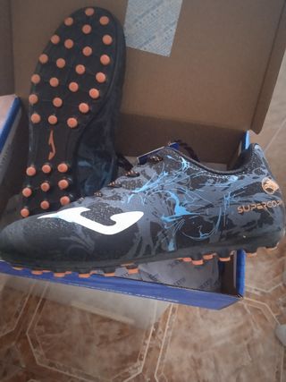 Bota de fútbol 