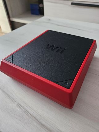 Nintendo Wii mini + 4 controller + giochi
