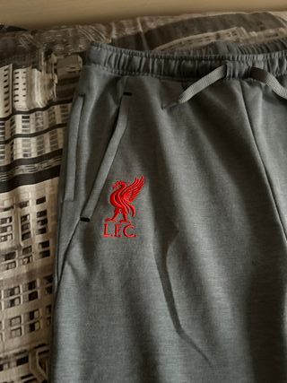 chandal gris NIÑO Liverpool Football Club