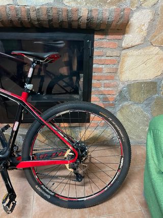 BICICLETA SPECIALIZED STUMPJUMPER