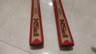 ESQUÍS ELAN + Bastones LEKI