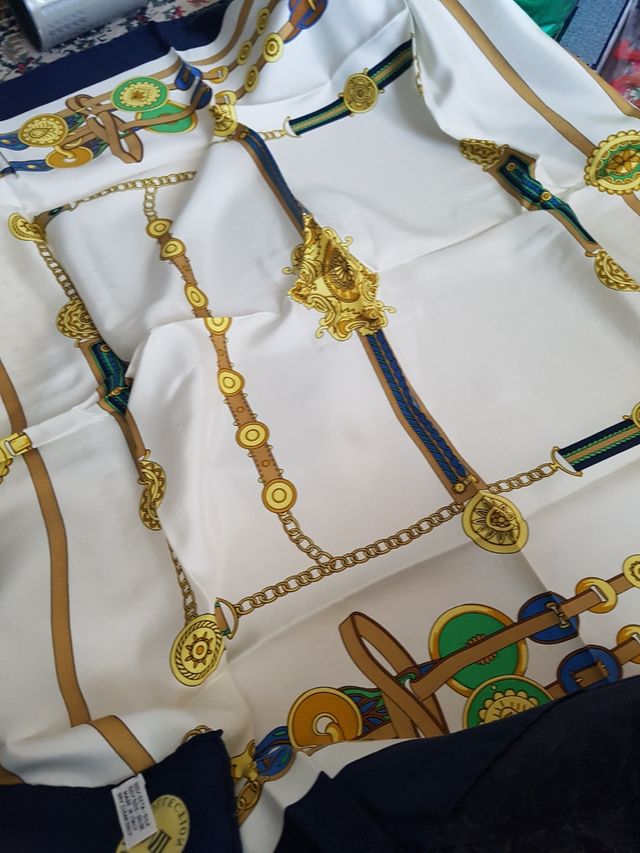 Foular di seta di Como nuovo