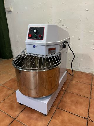 Amasadora industrial de 60 L 