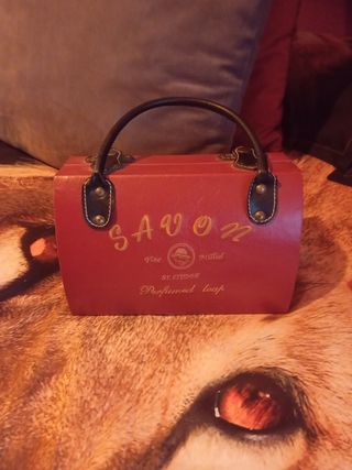 Maletita para joyas,pinturas está nuevo