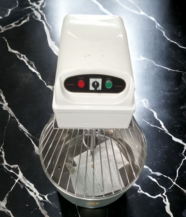 AMASADORAS BATIDORAS INDUSTRIAL