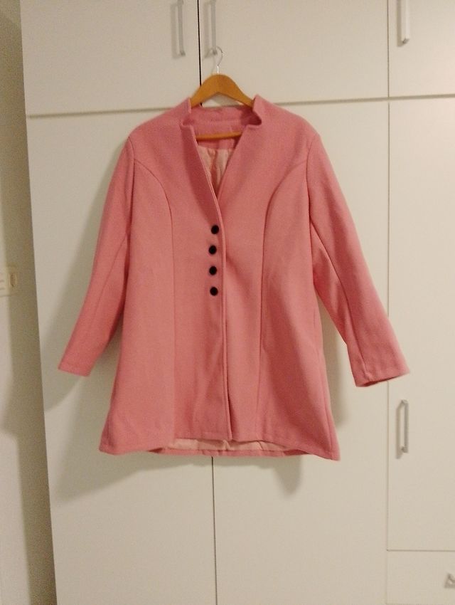 Abrigo de paño rosa